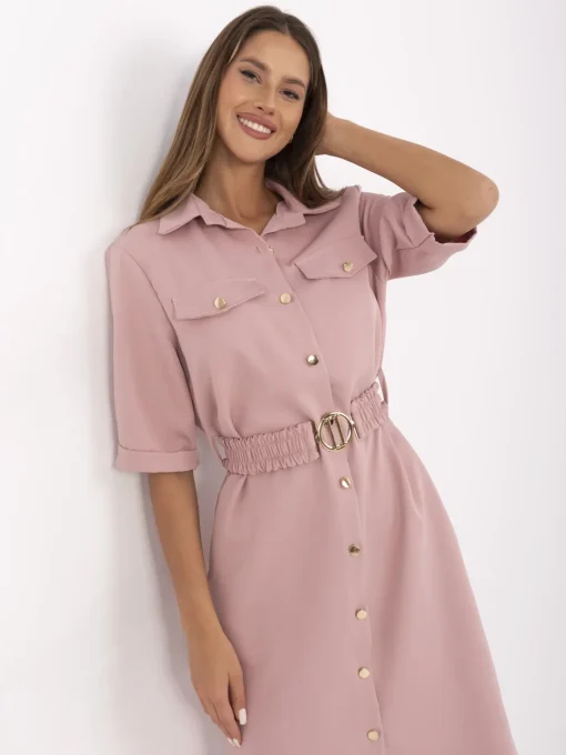 rochie-tip-camasa-roz-pudrat-cu-cordon-elastic-si-nasturi-aurii