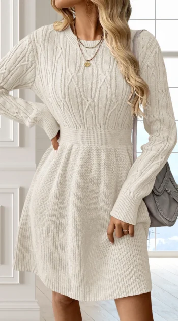 rochie-tricotata-crem-cu-croi-in-a-si-maneci-lungi