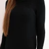 rochie-tricotata-neagra-cu-guler-inalt