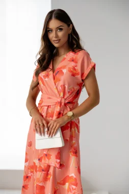 Rochie vaporoasă corai cu imprimeu floral și cordon în talie