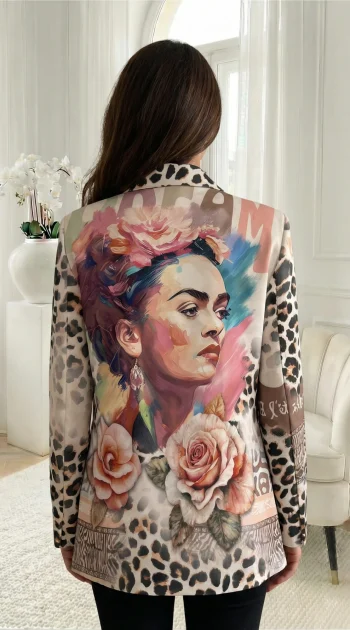 sacou-alb-cu-imprimeu-leopard-si-portret-artistic-dream