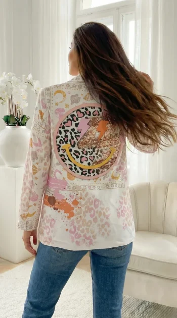 sacou-alb-cu-imprimeu-multicolor-si-aplicatie-frontala-circulara