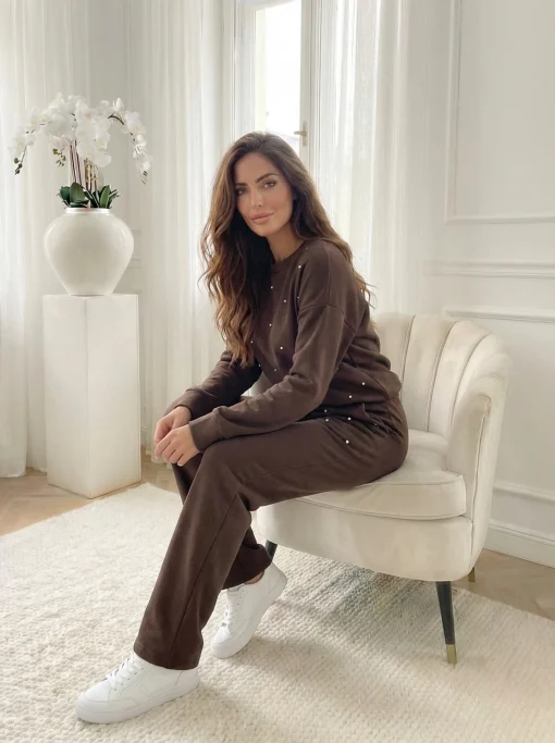 set-dama-casual-maro-cu-aplicatii-pietricele