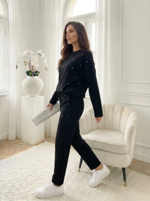 set-dama-casual-negru-cu-aplicatii-pietricele