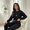 set-dama-negru-cu-aplicatie-floare-si-stras-si-pantaloni-cu-talie-elastica