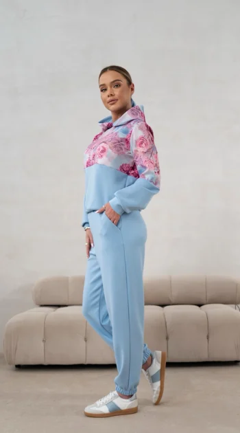 set-de-trening-albastru-din-vascoza-cu-imprimeu-floral