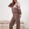 set-de-trening-capuccino-din-vascoza-cu-imprimeu-floral
