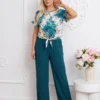set-din-vascoza-cu-bluza-inflorata-cu-funda-si-pantaloni-lejeri