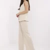 set-elegant-bej-cu-pantaloni-si-vesta-eleganta-cu-nasturi-decorativi