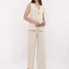 set-elegant-bej-cu-pantaloni-si-vesta-eleganta-cu-nasturi-decorativi