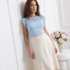 top-din-bumbac-elastic-cu-dantela-eleganta-la-umeri