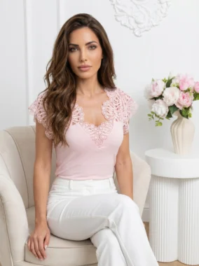 Top elegant din bumbac cu decolteu in v si dantela
