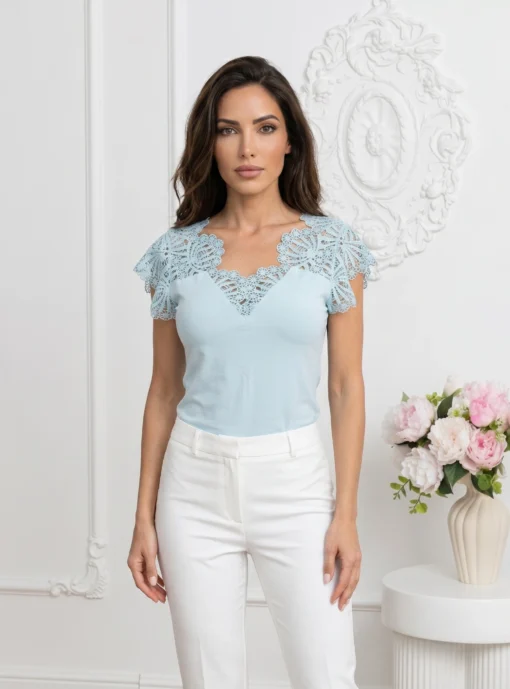 top-elegant-din-bumbac-cu-decolteu-in-v-si-dantela