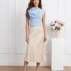 top-elegant-din-tricot-fin-cu-aplicatie-florala-3d
