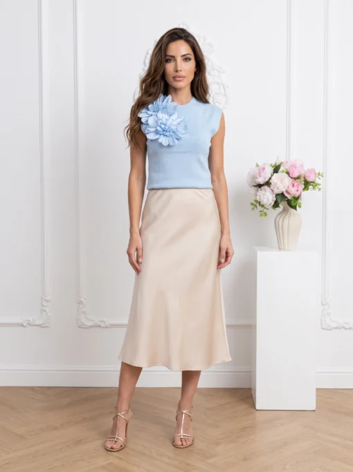 top-elegant-din-tricot-fin-cu-aplicatie-florala-3d