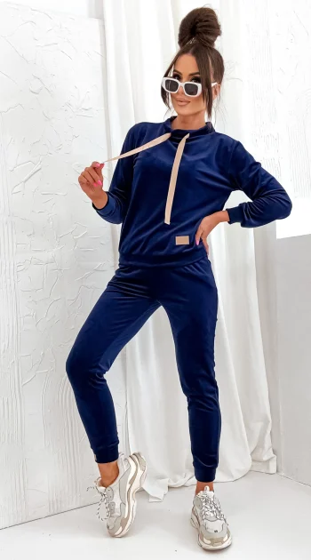 trening-bleumarin-din-catifea-cu-snur-bej
