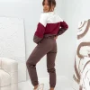 trening-casual-dama-in-trei-culori-alb-visiniu-si-maro