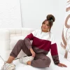 trening-casual-dama-in-trei-culori-alb-visiniu-si-maro