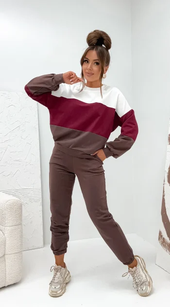 trening-casual-dama-in-trei-culori-alb-visiniu-si-maro
