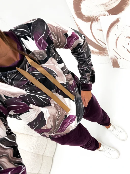trening-dama-cu-imprimeu-floral-abstract-mov-si-bej