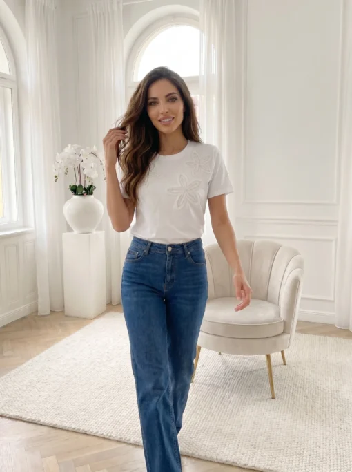 tricou-alb-din-bumbac-cu-aplicatii-florale-din-perle