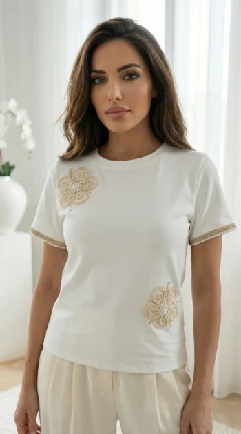 tricou-alb-din-bumbac-cu-aplicatii-florale-elegante
