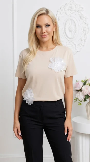 tricou-cu-aplicatii-florale-3d-elegante