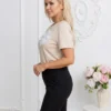 tricou-cu-aplicatii-florale-3d-elegante