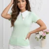 tricou-cu-guler-supradimensionat-si-brosa-aurie