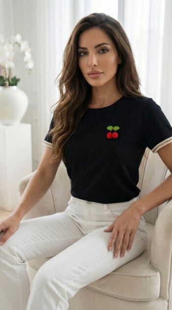 tricou-negru-din-bumbac-cu-cirese-decorative
