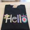 tricou-negru-din-bumbac-cu-imprimeu-in-relief-hello