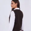 vesta-eleganta-din-tricot-cu-decolteu-in-v-si-nasturi-aurii