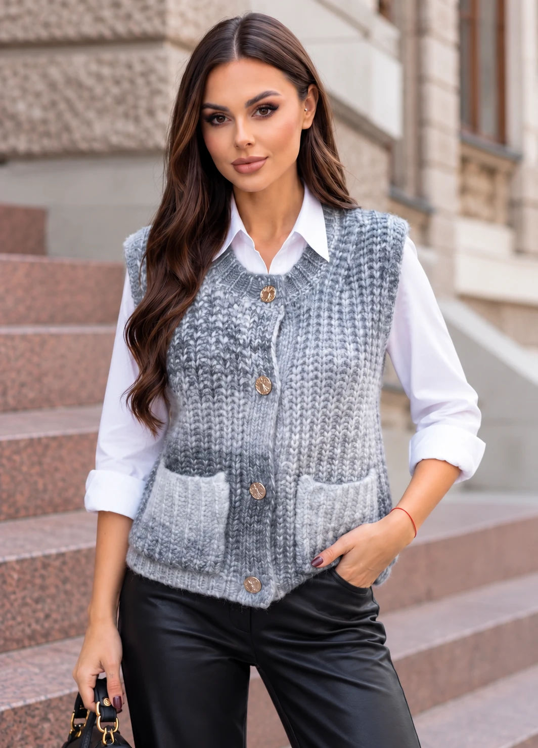 Vesta eleganta din tricot pufos ... - Imagine 1